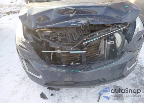 2017 Cadillac Xt5 Standard z USA, uszkodzony, nr VIN 1GYKNARS2HZ105533